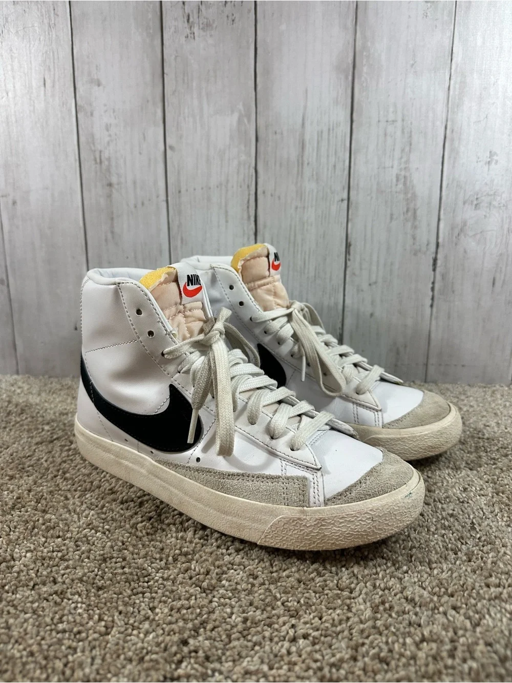 The Nike Blazer Mid '77 Vintage Sneakers Women’s 8